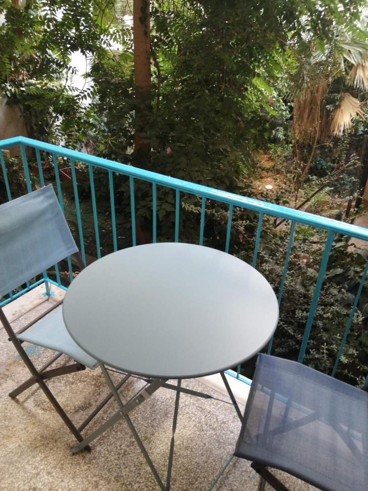 Ανακαινισμένο 8 Λεπτά Από Το Μετρό. Apartment เอเธนส์ ภายนอก รูปภาพ